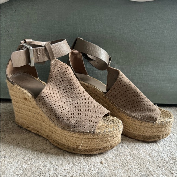 Marc Fisher Nude Espadrille Wedges 8 - Picture 3 of 5